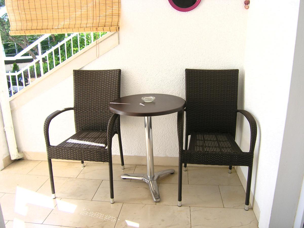Apartments Oribella Krk Town Bagian luar foto