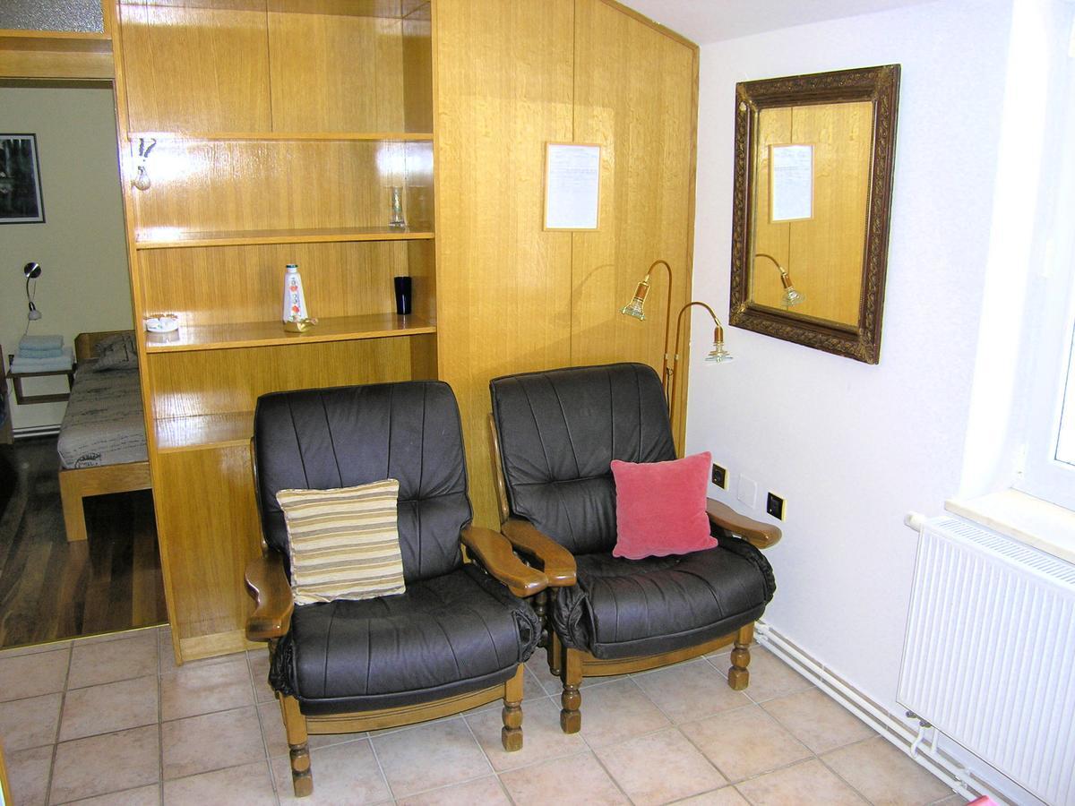 Apartments Oribella Krk Town Bagian luar foto