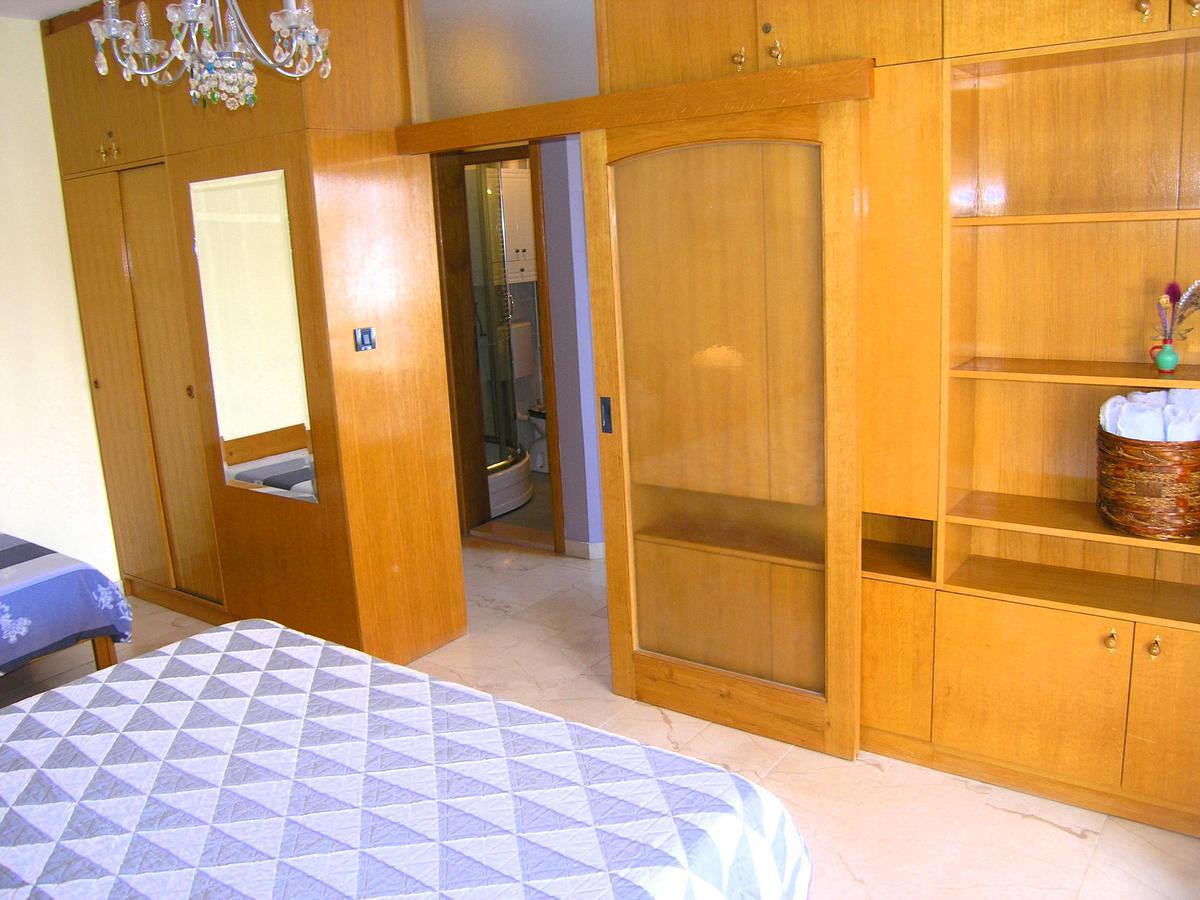 Apartments Oribella Krk Town Bagian luar foto