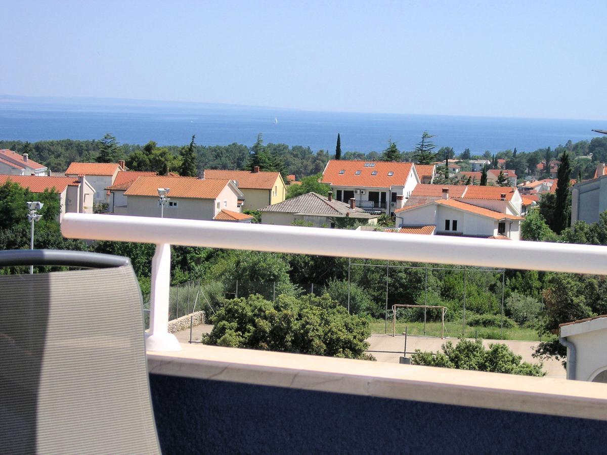 Apartments Oribella Krk Town Bagian luar foto